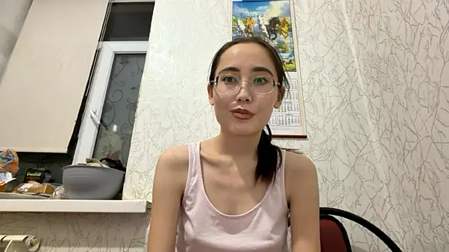XXX chat uživo modela KusKus_Mya
