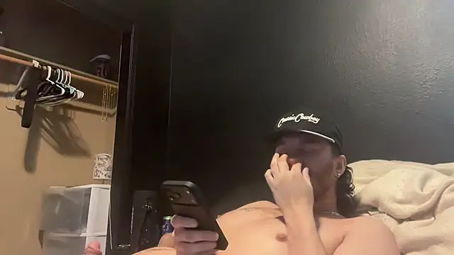 hungandcloudy's Live XXX Chat