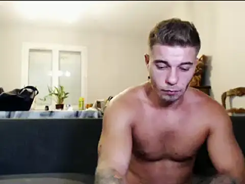 Elkafit28 – Naživo XXX chat