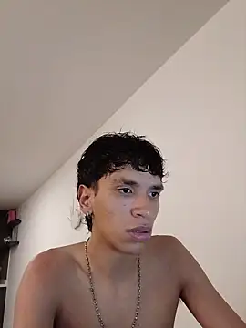 H3ll_B0Y_ লাইভ XXX চ্যাট