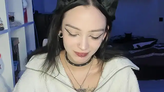 PurrYuna Chat XXX in diretta