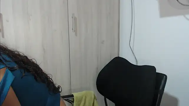 khawit_1 – Naživo XXX chat