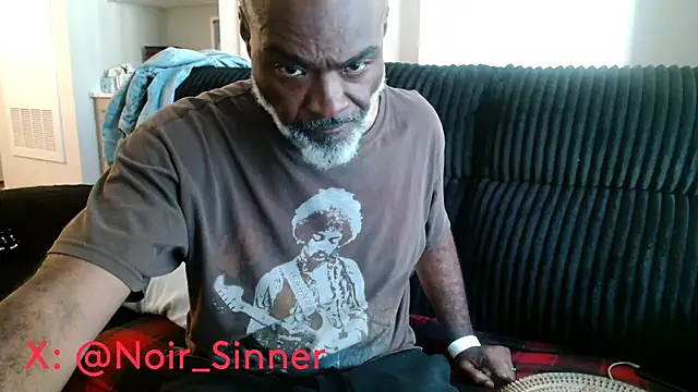 sinnernoir's Live XXX Chat
