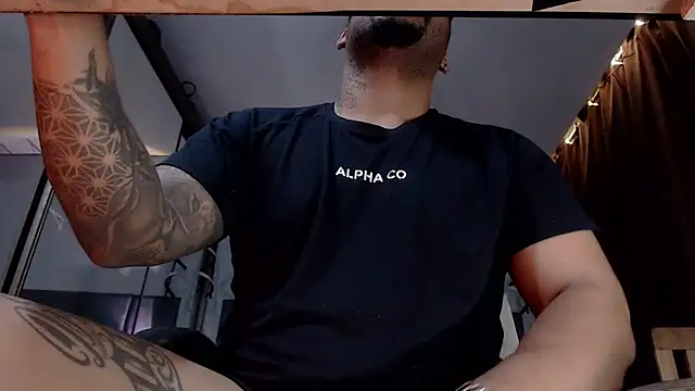 aleparrudo Pertunjukan Webcam