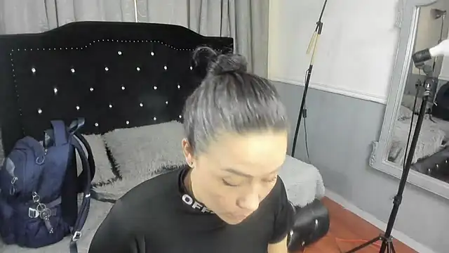 gaby_trent's Live XXX Chat