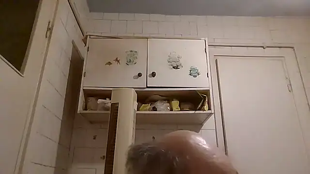 mariusica1@xh's Live XXX Chat