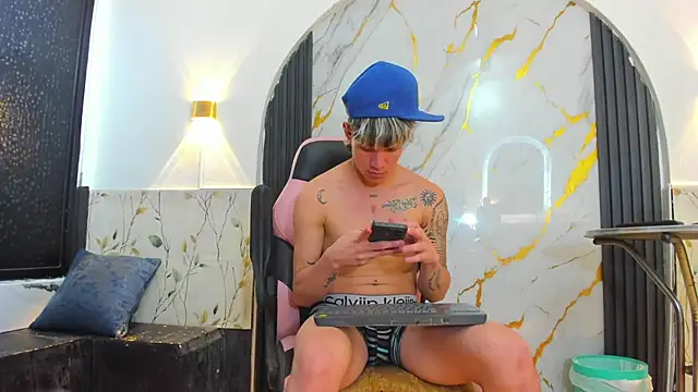 Živý XXX chat Kelvin_blessed