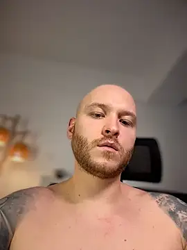 Chat +18 de AdamMeyer_10 ao vivo