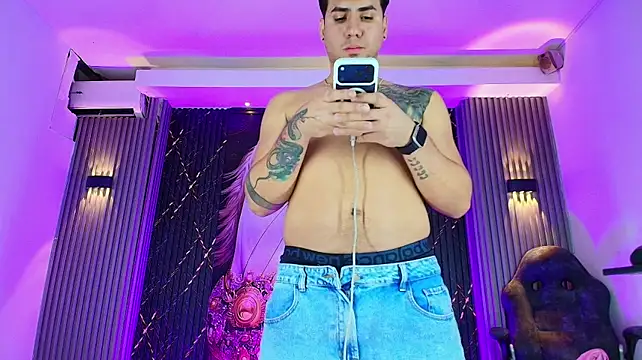 The_Boy_King_のライブXXXチャット