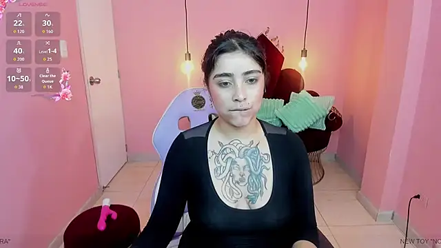 Adri_gomez_x Chat XXX live
