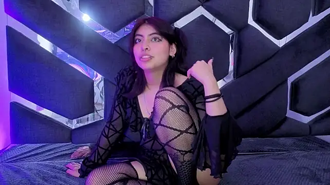 _Angel_dustt's Live XXX Chat