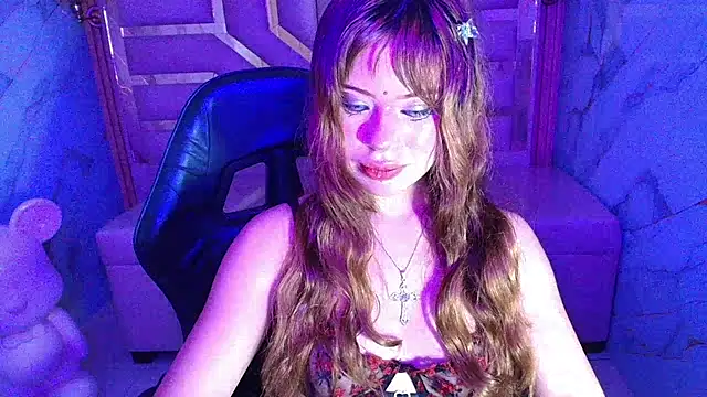 cinnamondoll_r Chat XXX live