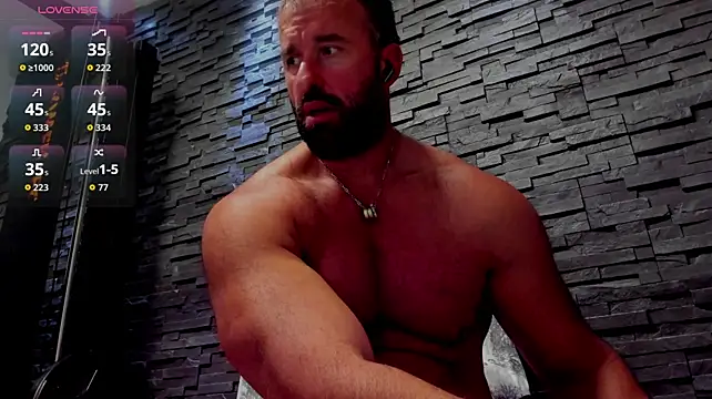 Czat XXX na żywo – David_Big_Daddy