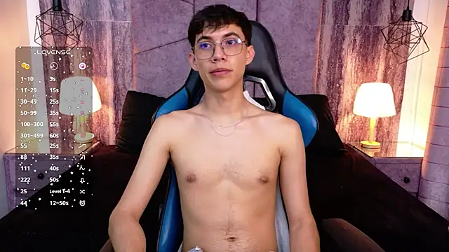 Chatroom XXX en direct de AronTawers