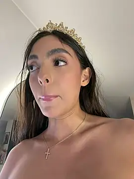ZaraLuuv's Live XXX Chat