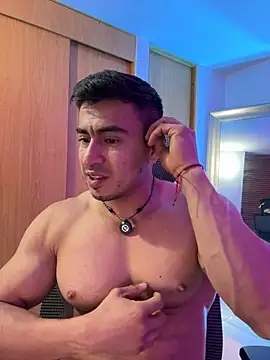 Chat +18 de Chris_Clarck ao vivo