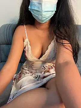 Chat +18 de Sexyqueenameliya ao vivo