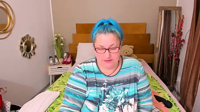 Sugarmommy_69X Chat XXX in diretta