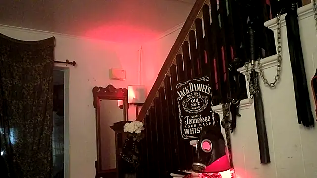 MasterDaddyCool's Live XXX Chat
