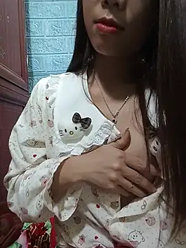 AmyLinee01 现场XXX聊天