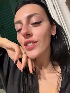 alibi_room Webcam show