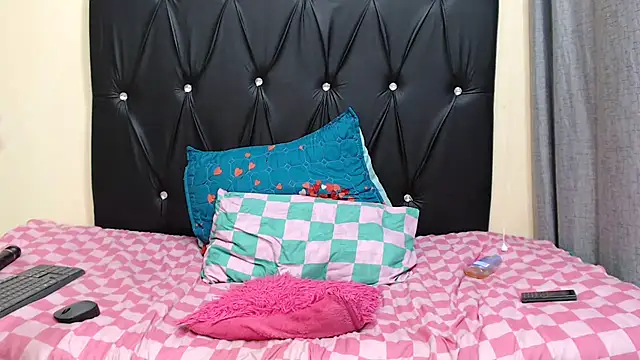 XXX chat uživo modela PIXIEBITCHXXX26