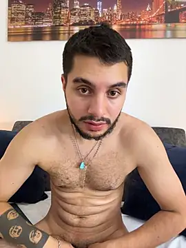 AmadeoWildn Live XXX chat