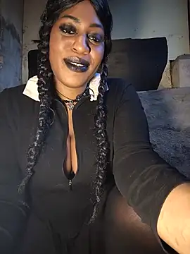 AmazonianMistress' Live XXX Chat