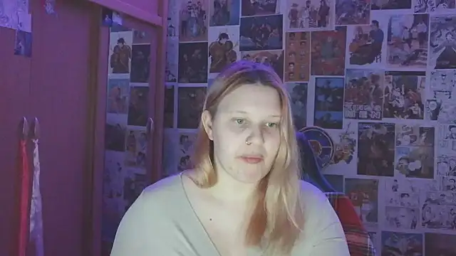 FoxPlayXX Adlı Modelin Canlı XXX Sohbeti