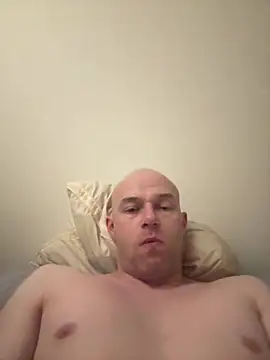 BisexualMen1993's Live XXX Chat