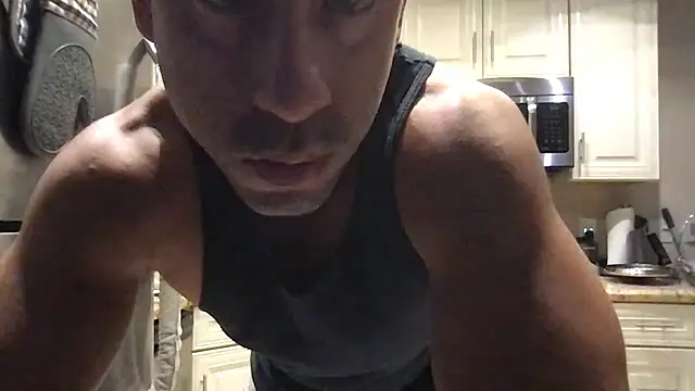 BigGuyMuscle Chat XXX live