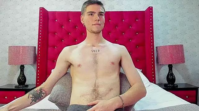 NickWild Live XXX Chat