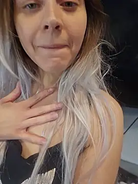 Chat XXX en directo de ScarletsWeb