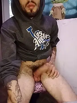 ravenblood_camboy's Live XXX Chat