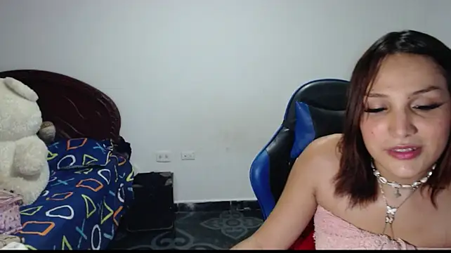 georgina_lorens' Live XXX Chat