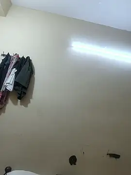 cloudpush599's Live XXX Chat