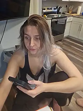 XXX chat uživo modela ScarletsWeb