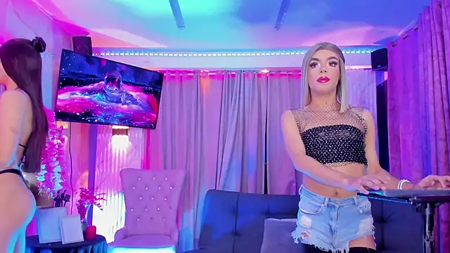 Queens_Wonders_Blonders 라이브 XXX 채팅