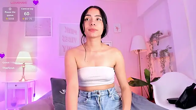Ivyy_sweet_ XXX чат на живо