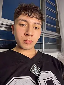 OLIVER_K Chat XXX live