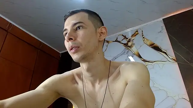 Chat +18 de Brandon_Wolf ao vivo