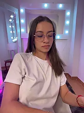 Chloe_Key Live XXX-Chat