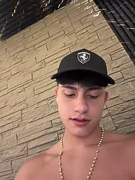 Онлайн чат XXX Lander_Cruz