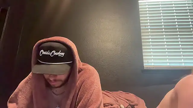 hungandcloudy Chat XXX live