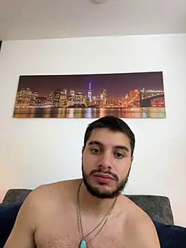 Chatroom XXX en direct de AmadeoWild