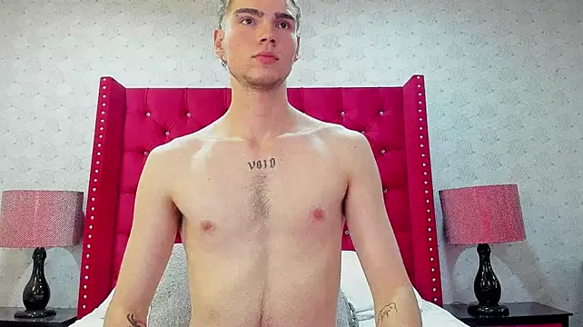 XXX chat uživo modela NickWild