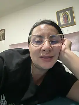 Abril_Luv's Live XXX Chat