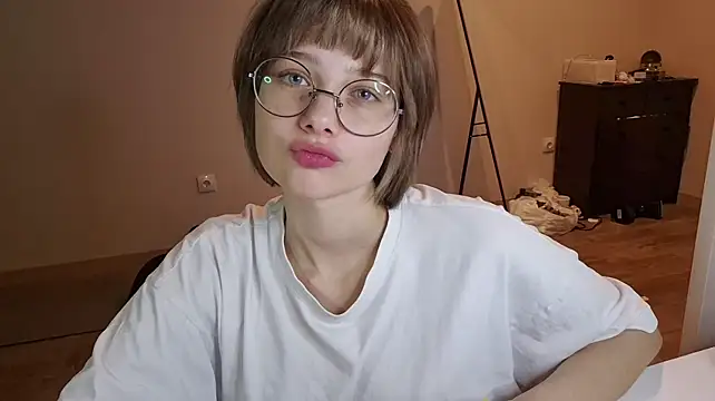 ExitedTroth Live XXX-chat