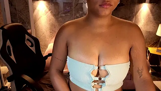 Zaya_b_'s Live XXX Chat