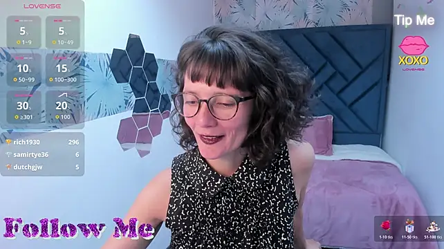 Valery_More__'s Live XXX Chat